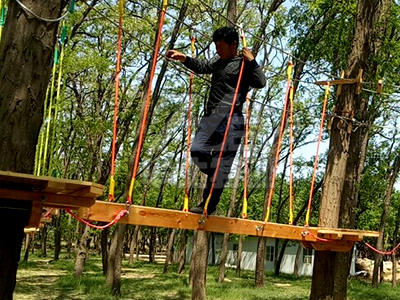 ����̽�U���